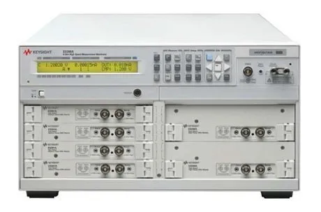 Базовый блок для прецизионных измерений Keysight E5270B