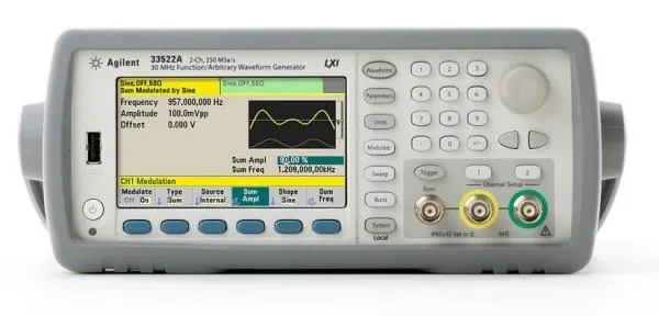 Генератор сигналов стандартной / произвольной формы Keysight (Agilent) 33522A