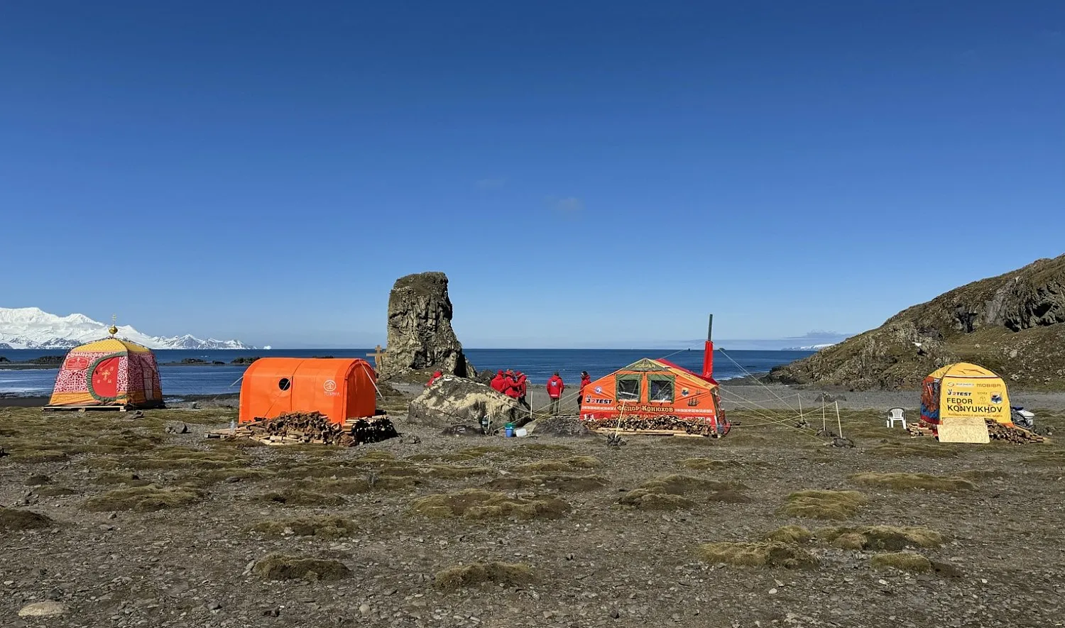 Компания 2TEST поздравляет Фёдора Конюхова с завершением антарктической экспедиции.