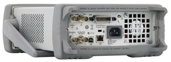 Генератор сигналов стандартной / произвольной формы Keysight (Agilent) 33522A