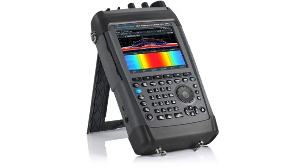 Портативный мониторинговый приемник Rohde & Schwarz PR200