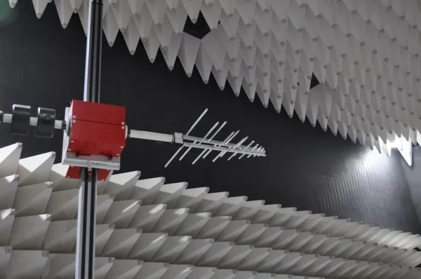 Безэховая камера