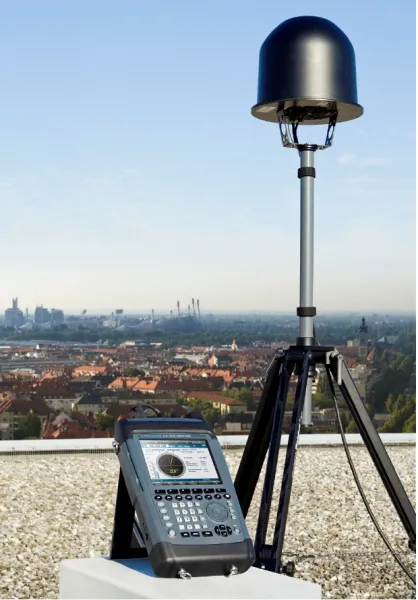 Портативный пеленгатор Rohde & Schwarz DDF007