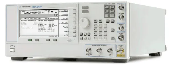 Аналоговый генератор сигналов PSG Keysight (Agilent) E8257D