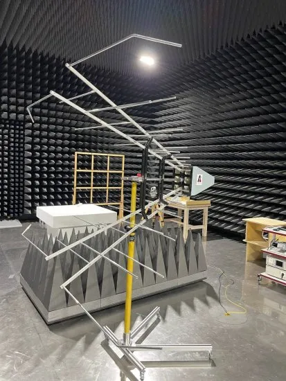 Двусложенная логопериодическая излучающая антенна ANTENAX BME-LP 9129