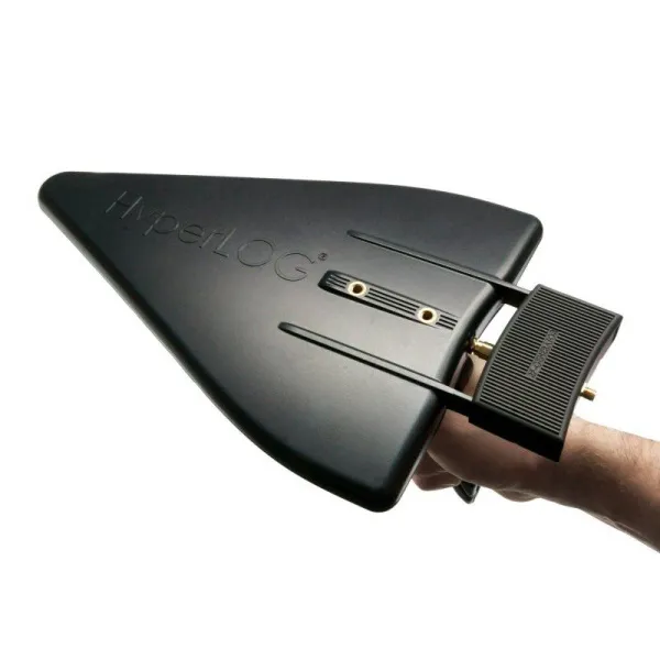 Направленный полевой генератор электромагнитного поля 400 МГц - 6 ГГц