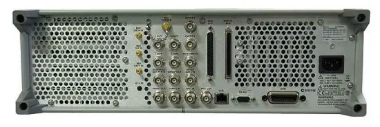 Векторный генератор сигналов ESG Keysight (Agilent) E4438C