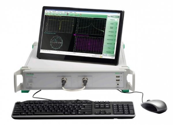 Векторный анализатор цепей Anritsu MS46522A