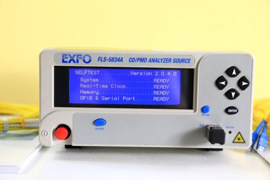 Широкополосный источник излучения для анализа дисперсии EXFO FLS-5834A Широкополосный источник излучения для анализа дисперсии EXFO FLS-5834A