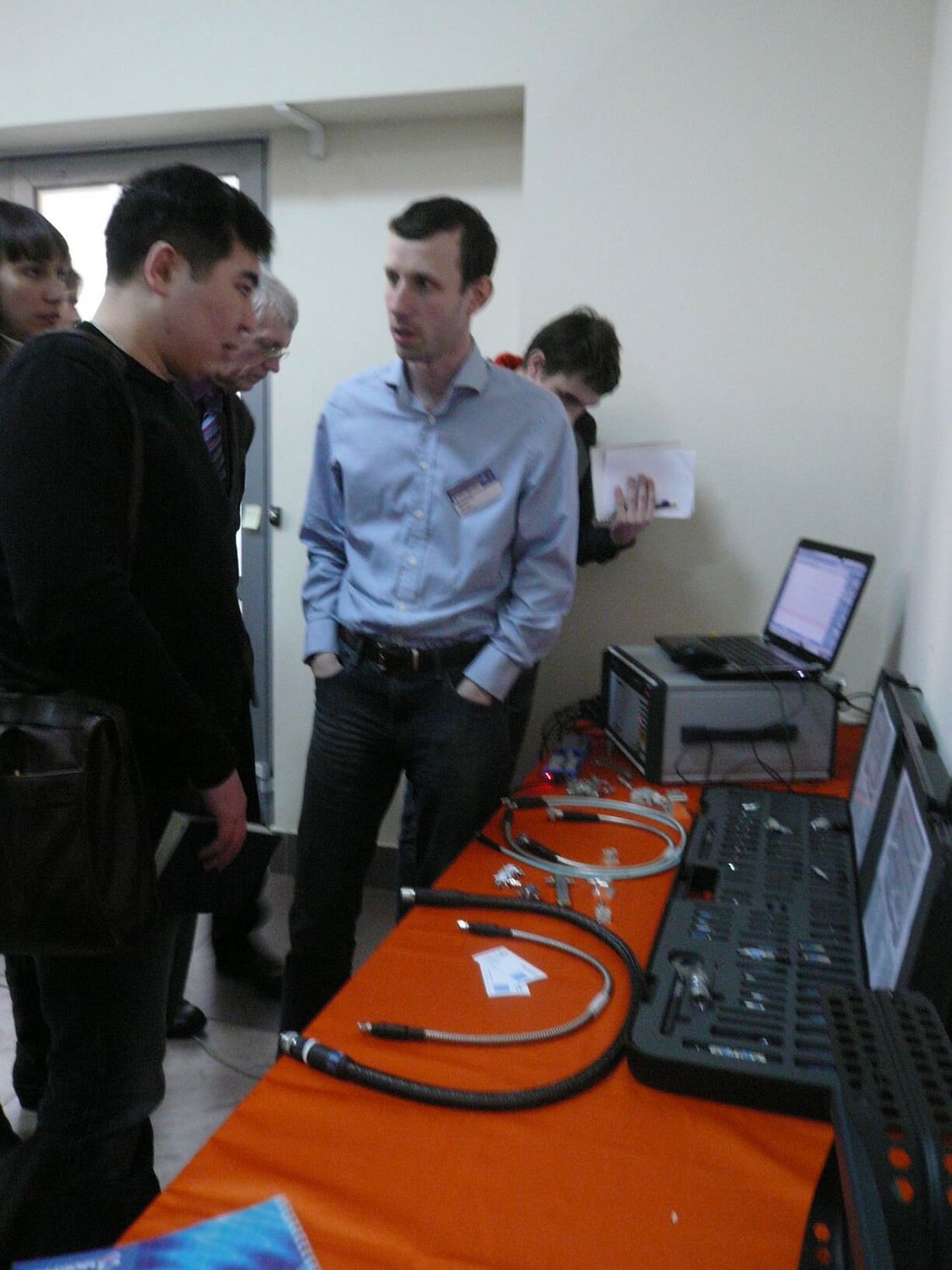 Семинар: Современные решения и оборудование для проверки космической техники на электромагнитную совместимость