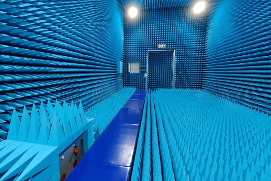 Широкополосный радиопоглощающий материал пирамидального и плоского типа Широкополосный радиопоглощающий материал пирамидального и плоского типа