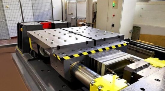 Горизонтальная ударная установка однократного воздействия ГУС ВСТС-1200/300 Горизонтальная ударная установка однократного воздействия ГУС ВСТС-1200/300