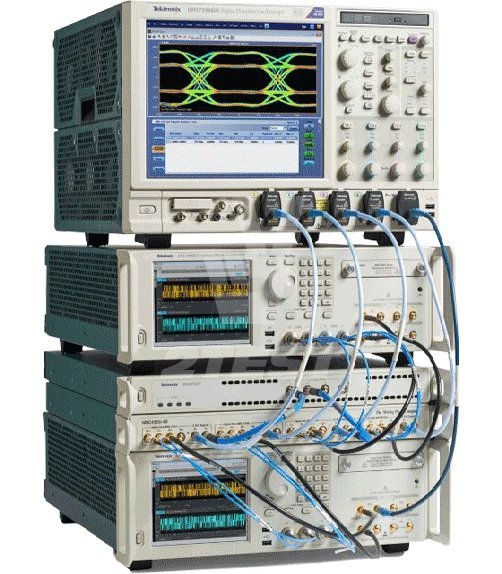 Описание Генераторы сигналов произвольной формы Tektronix AWG70000B
