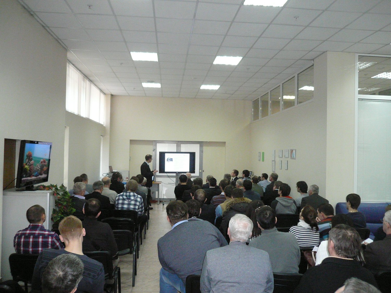 Семинар: Современные решения и оборудование для проверки космической техники на электромагнитную совместимость