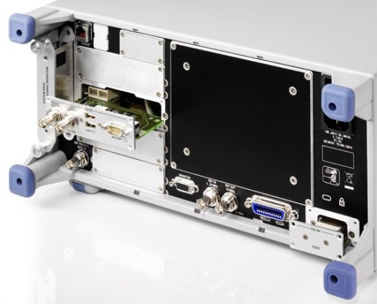 Анализатор сигналов и спектра Rohde & Schwarz FSV Анализатор сигналов и спектра Rohde & Schwarz FSV