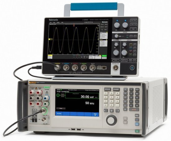 Многофункциональные калибраторы Fluke 5540A/5550A/5560A Многофункциональные калибраторы Fluke 5540A/5550A/5560A