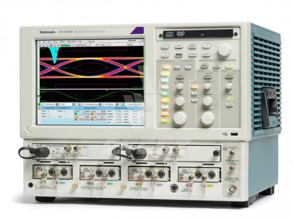 Цифровой стробоскопический осциллограф Tektronix DSA8300