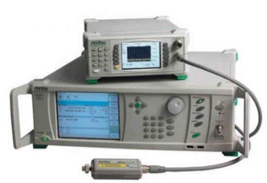 Генератор сигналов Anritsu MG37020A