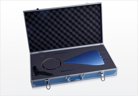 Направленная логопериодическая антенна HyperLOG 7025 Направленная логопериодическая антенна HyperLOG 7025