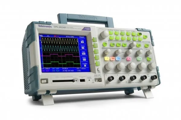 Цифровой запоминающий осциллограф Tektronix TPS2000B