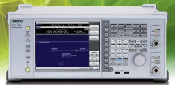 Генератор сигналов Anritsu MG3740A