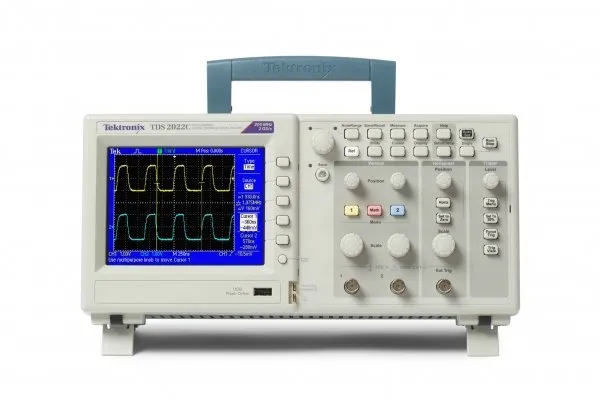 Цифровой запоминающий осциллограф Tektronix TDS2000C