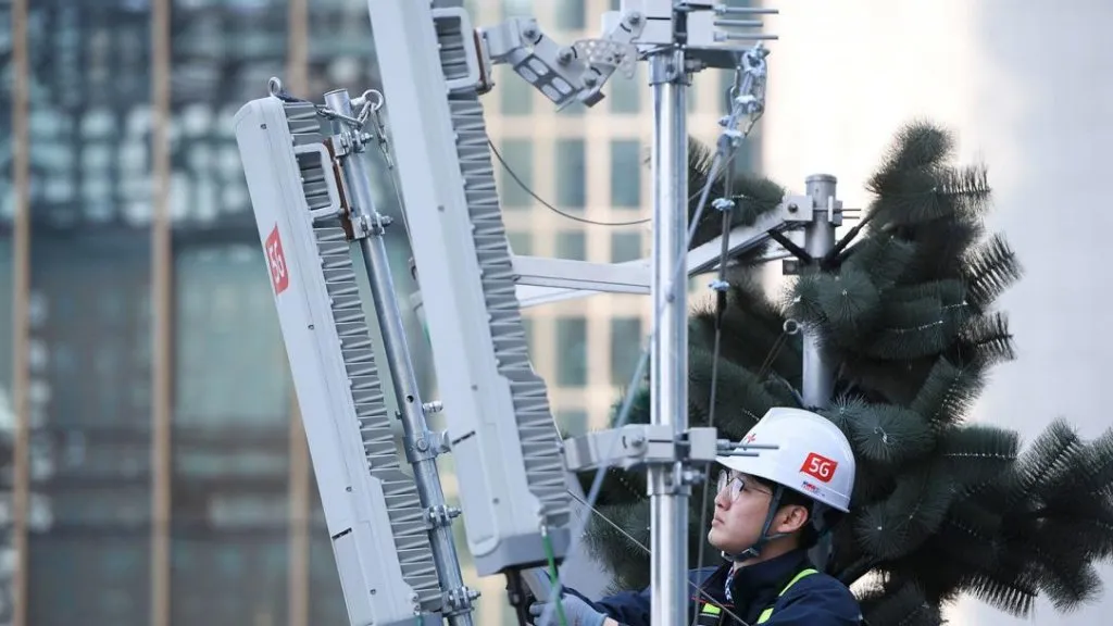 2TEST_5G Base Station.jpg 2TEST_5G Base Station.jpg